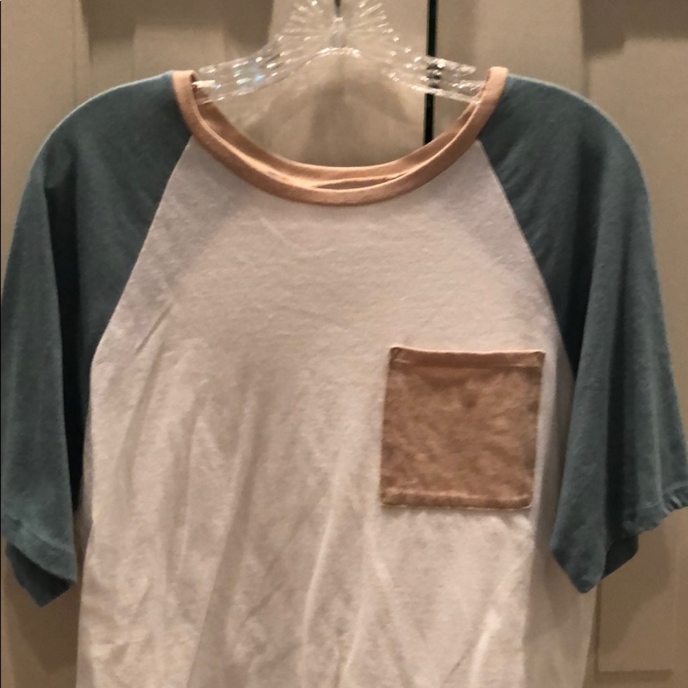 On the byas soft t-shirt with pocket